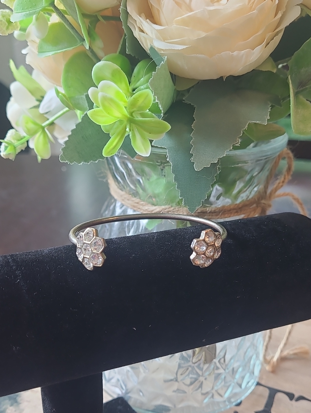 vintage silver-tone rhinestone flower open cuff bracelet